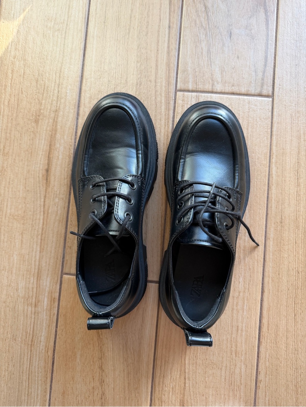 Men's Black Lace-Up Shoes
